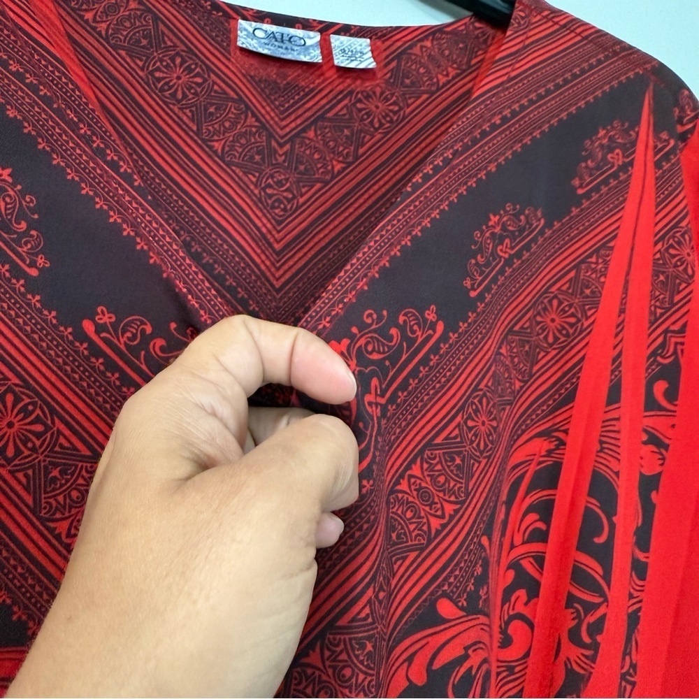 🧨 5/$25 Cato Red and Black Patterned Batwing Blouse - Picture 7 of 8
